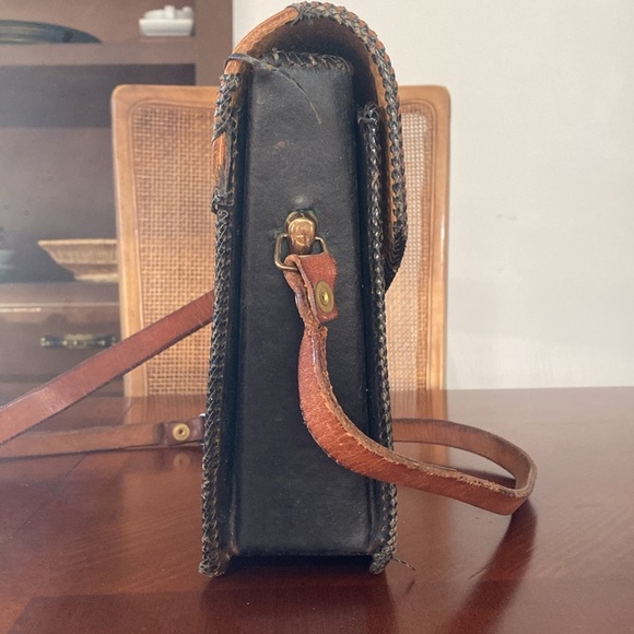 Vintage Hand Tooled Leather Purse Iron Cross - Picture 4 of 12